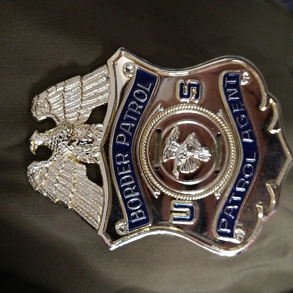 Halloween 4 PC Button Down Border Babe Outfit - Picture 7 of 9